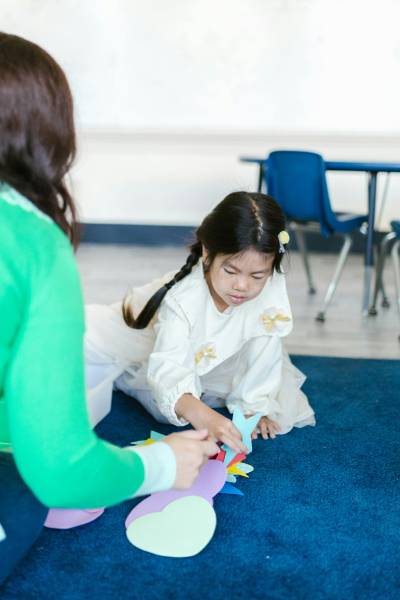 TOULOUSE-Garde d’enfants régulière recherchée pour accompagnement après l’école, contrat CDI et formation continue à Toulouse