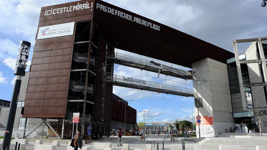 Trouver un job étudiant quand on fait ses études à l'université Toulouse Jean Jaurès au Mirail